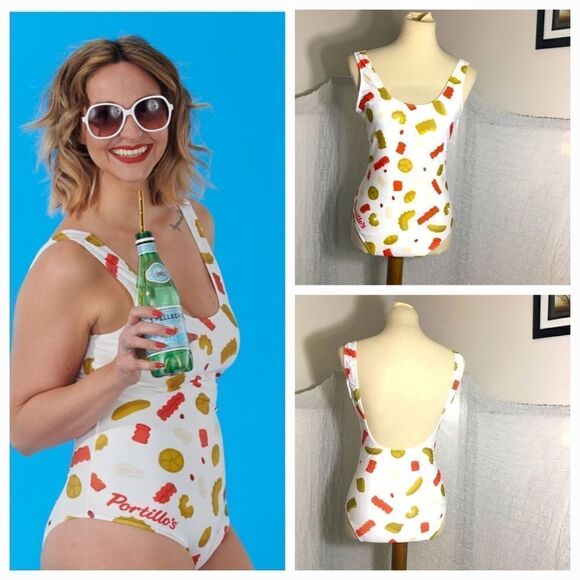 Portillo’s NWOT Fun Pepper Print One Piece Swimsuit Size Medium - Picture 1 of 10